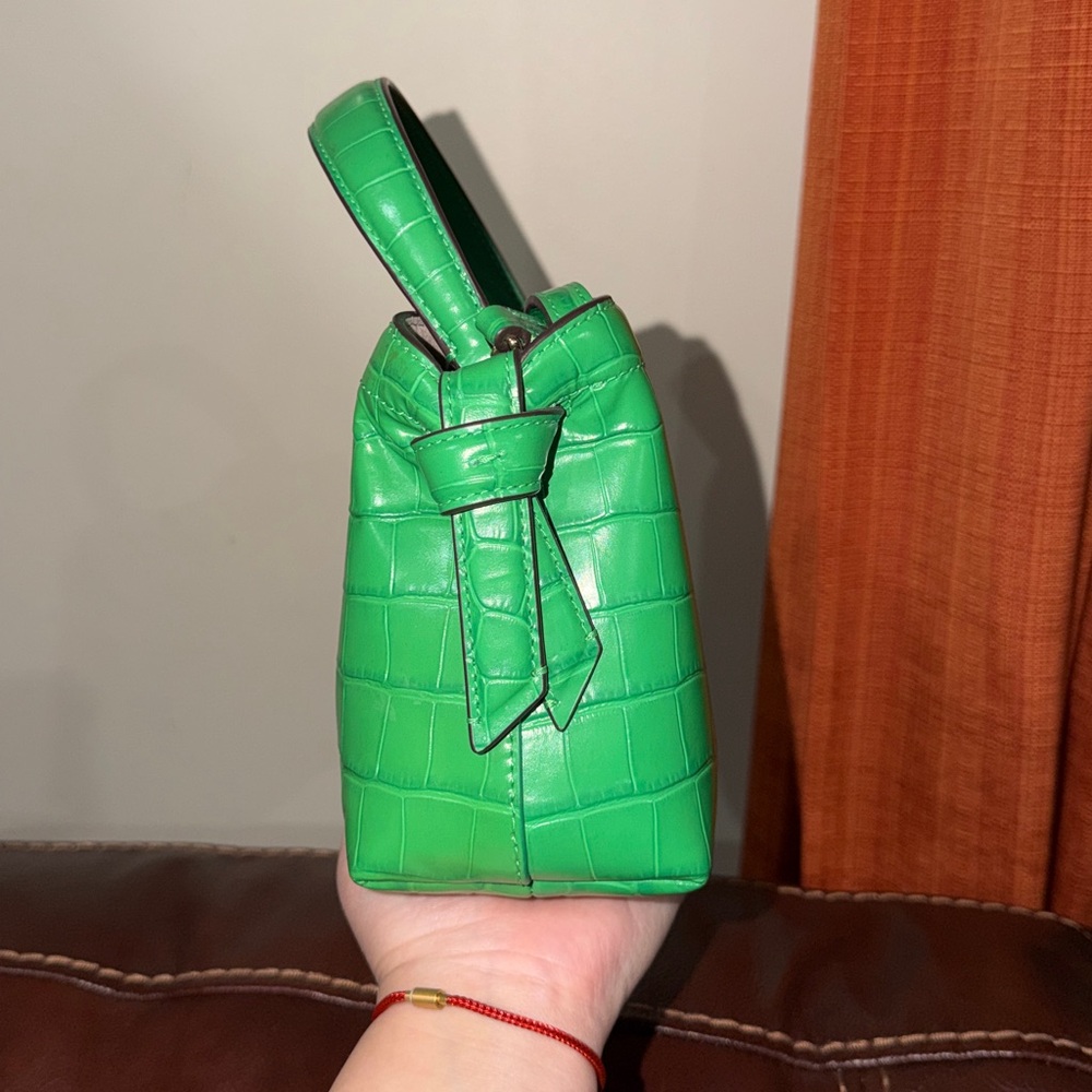 🔥🔥🔥Kate Spade Knott Croc Embossed Green Leather Mini Top Handle Crossbody Bag - Picture 14 of 14